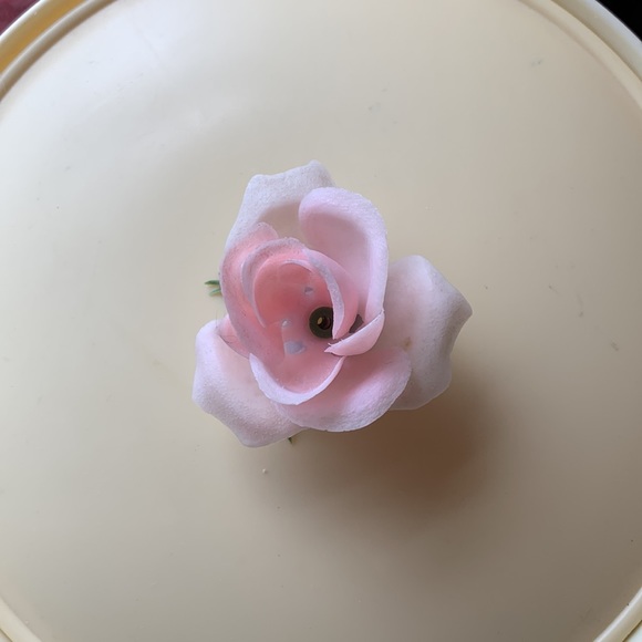 Vtg 50s Woven Plastic Vanity Curler Hair Roller Basket Pink Rose Hong Kong - Picture 2 of 6